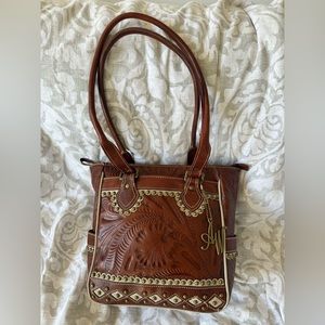 American West Shoulder Bag